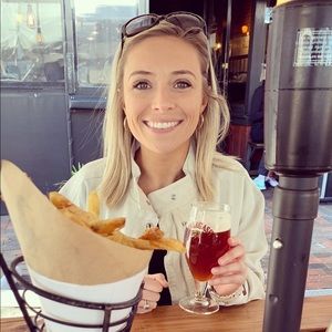 Meet your Posher, Taylor